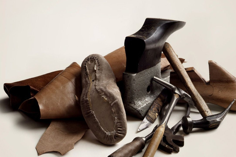 Jab chaho staff ironing clothes